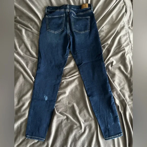 American Eagle Outfitters Dark Blue Women's Skinny Jeans - Picture 3 of 9